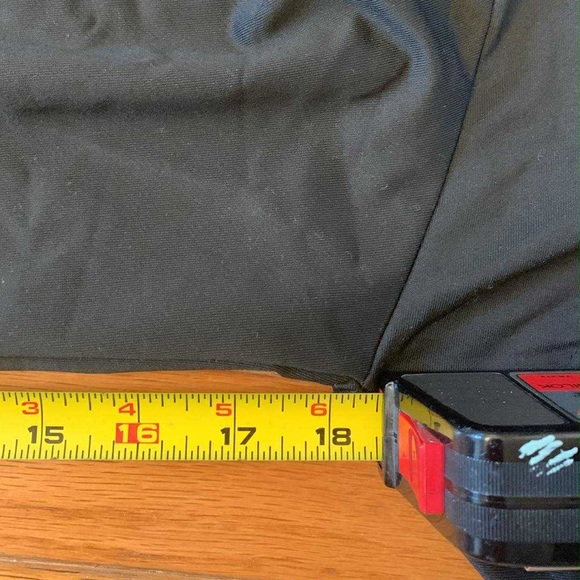 Solid Color Crop Hoodie - Picture 7 of 7